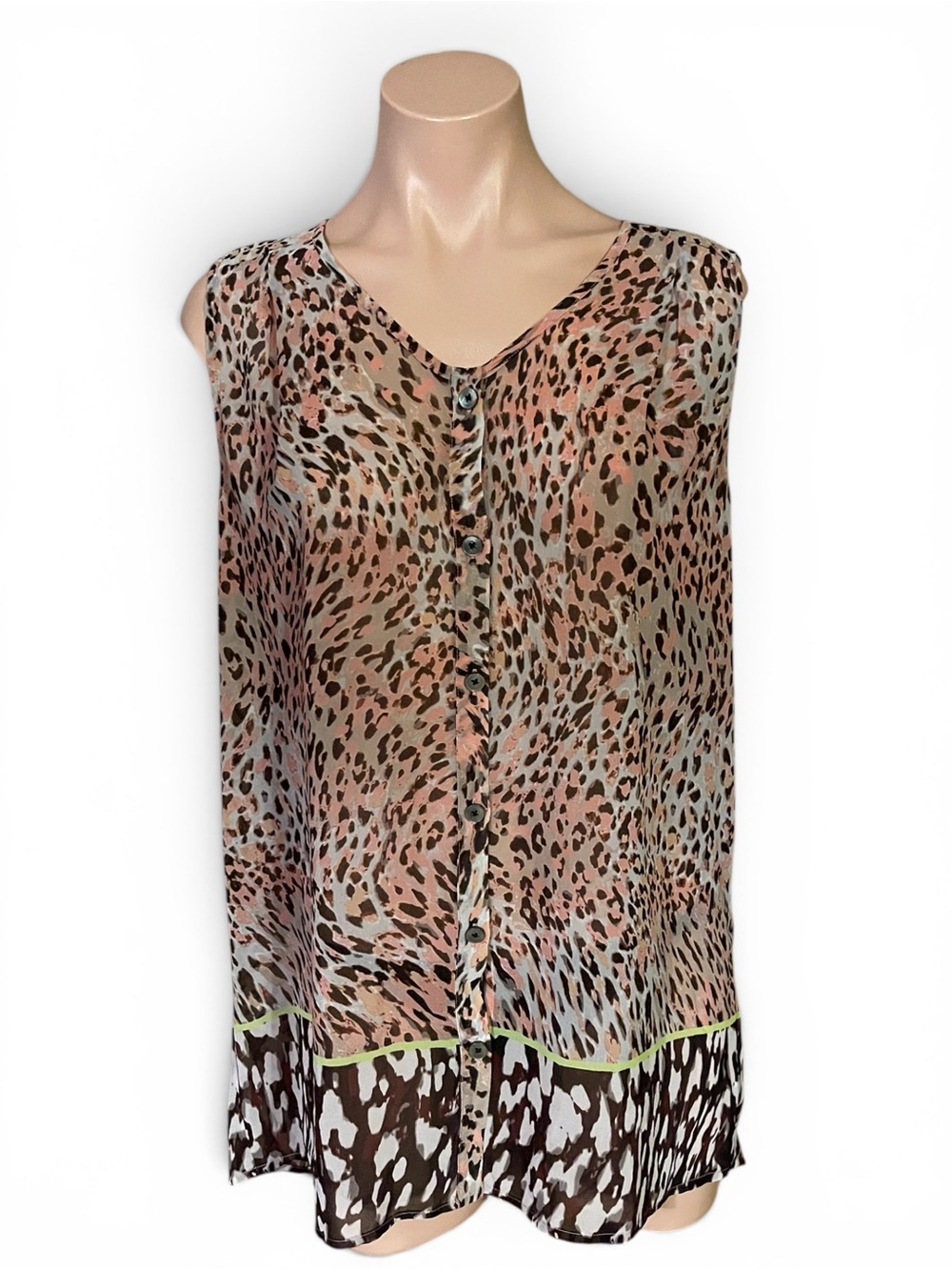 CAbi Womens Top M Beguile Leopard Animal Print Sleeveless Button Blouse #108